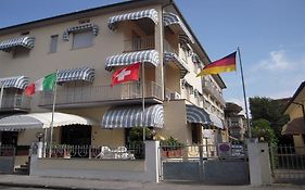 Hotel Perla Del Mare